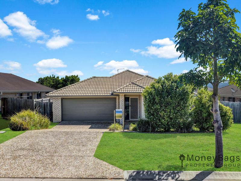 4 Phoebe Way, Gleneagle