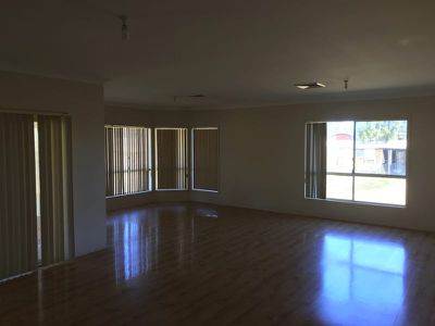 90 Ninth Avenue, Austral