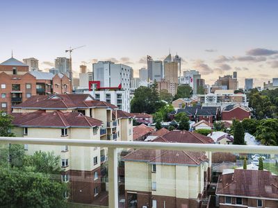 42 / 35 Wellington Street, East Perth