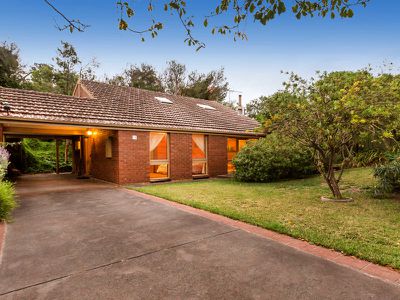 72 Valley Drive, Rye