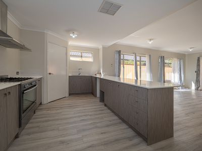 50 Dowitcher Loop, Gosnells