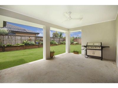 34 Straker Drive, Cooroy