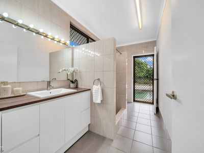 97-99 Cassowary Street, Freshwater