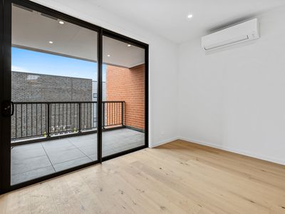 3 / 5 Nova Circuit, Bundoora