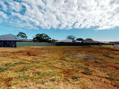 1 Briarwood Close, Dubbo