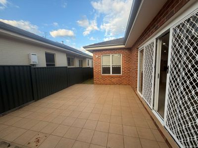 8 The Patio, Tamworth