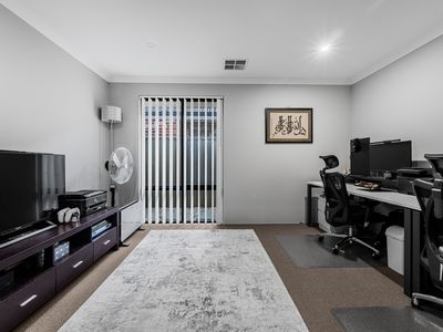 24 Cadaga Way, Piara Waters