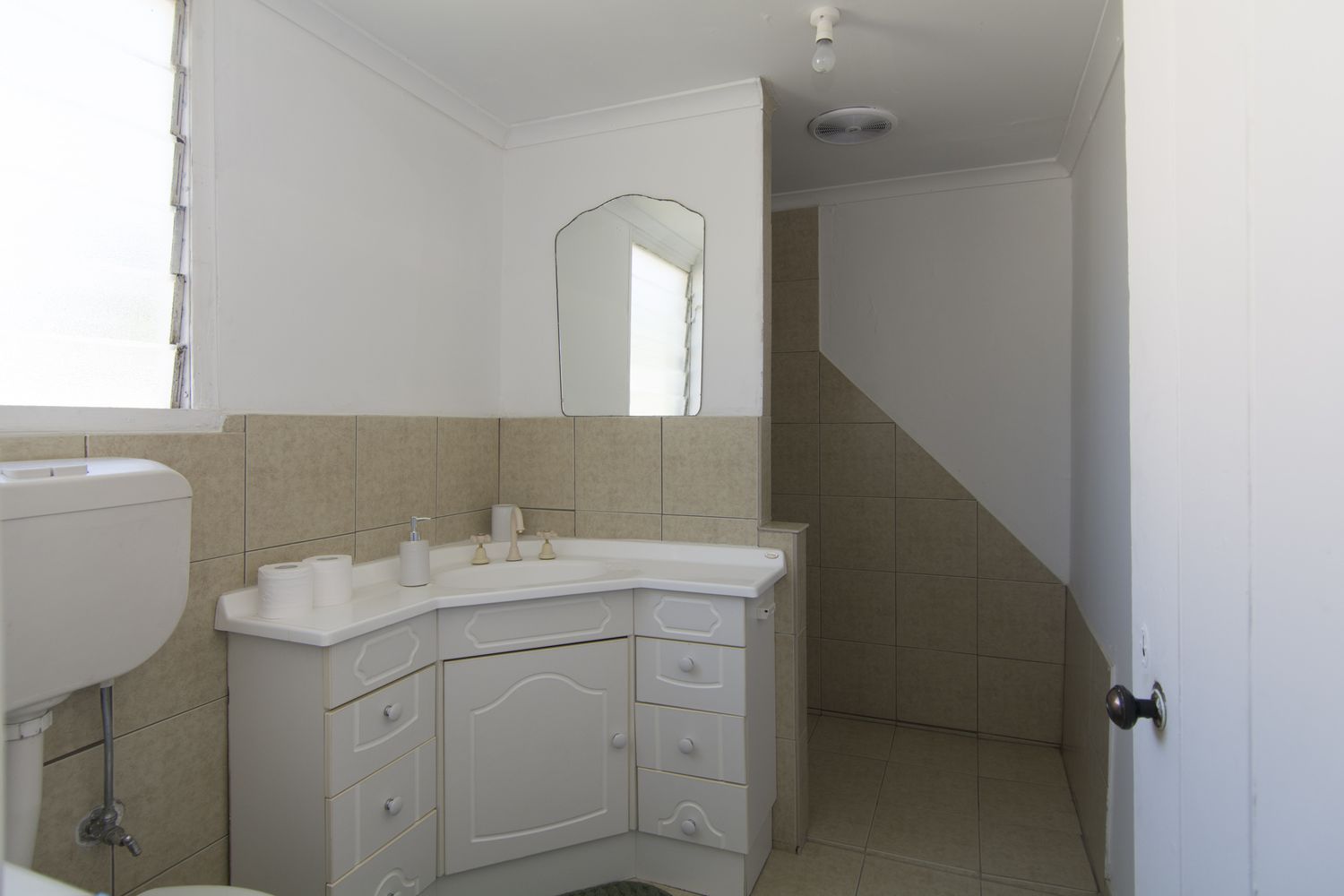 53 Lynott Street, Horsham