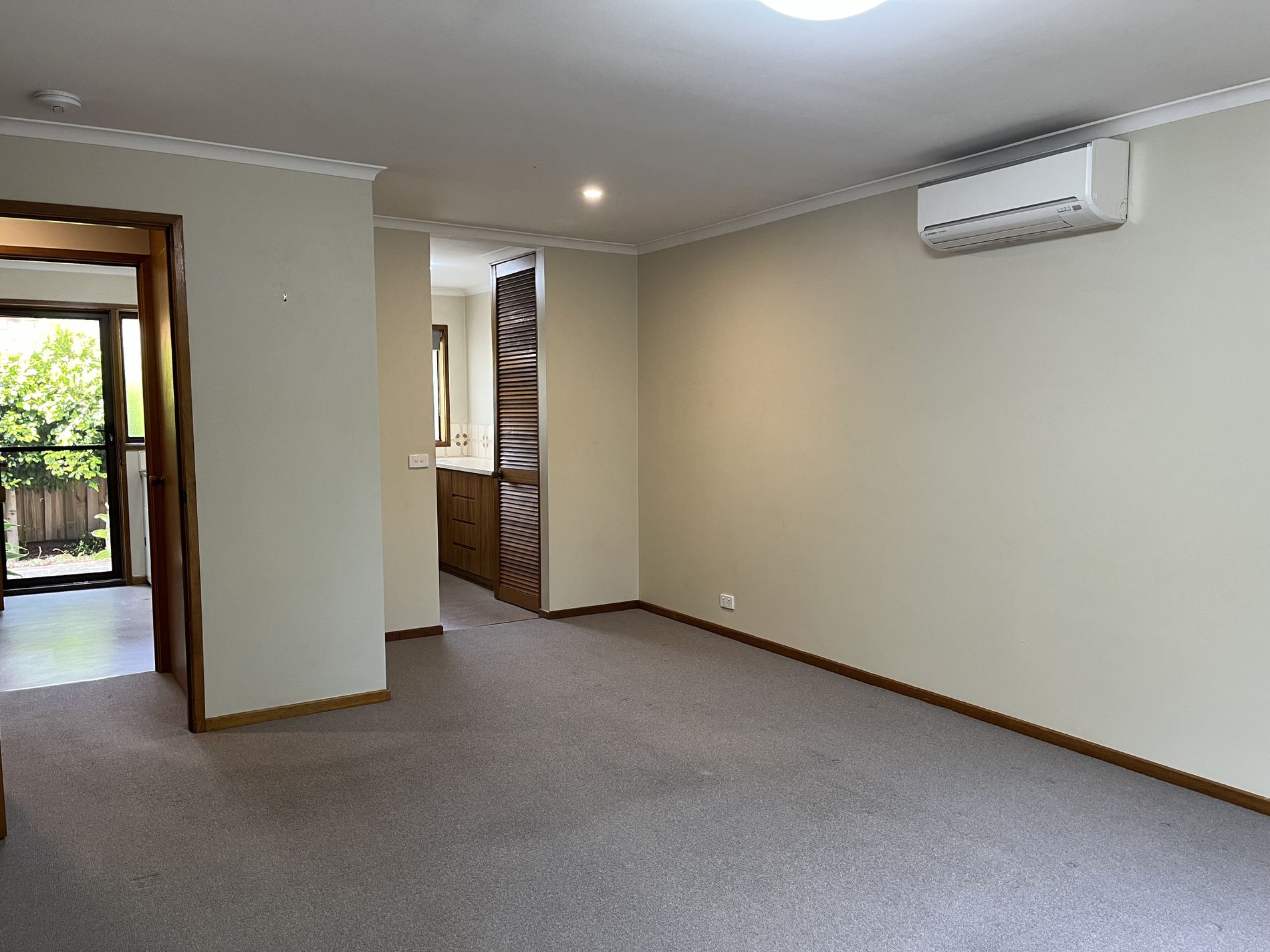 2 / 13 Matilda Court, Belmont