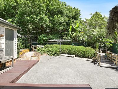 94 Rowland Avenue , Wollongong