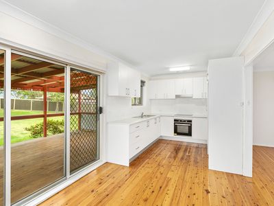 6 Eucalypt Place, Albion Park Rail