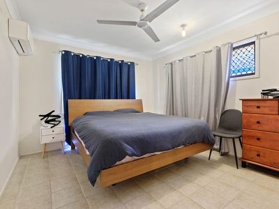 3 Woodlands Drive, Rochedale South