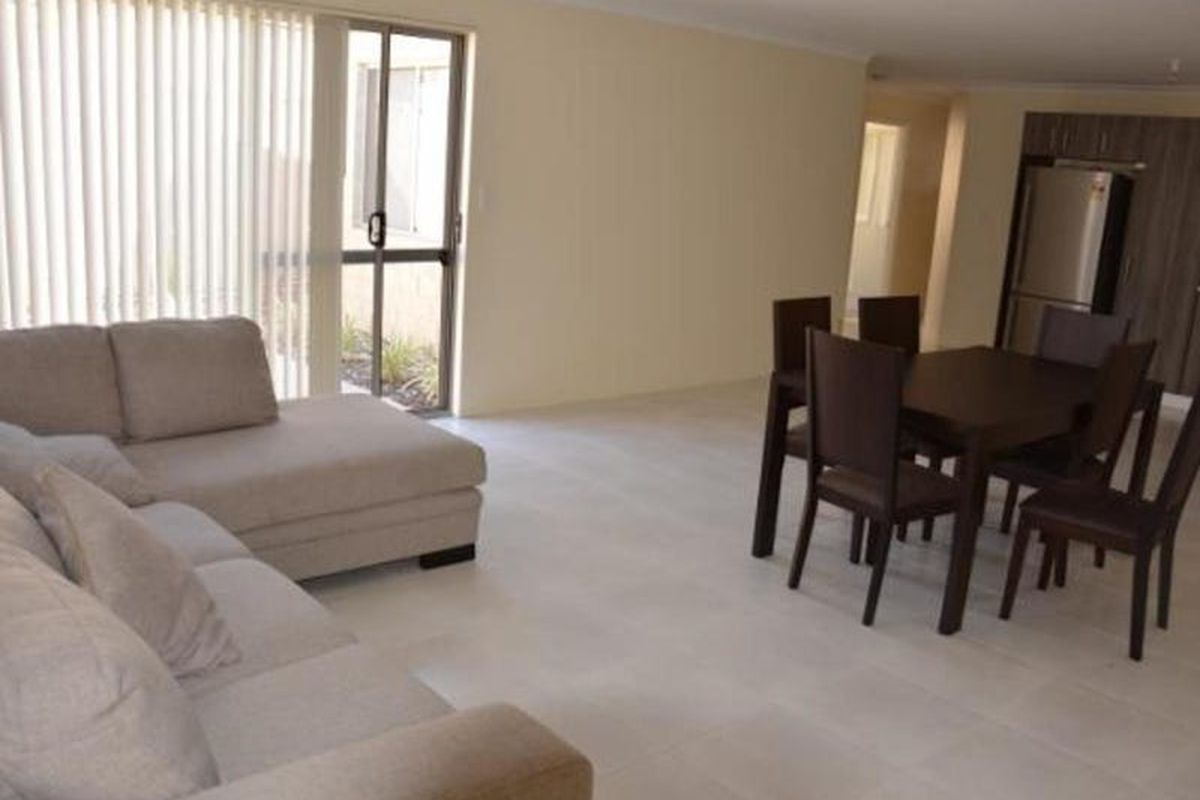 6 / 18 Panozza Circle, Maddington