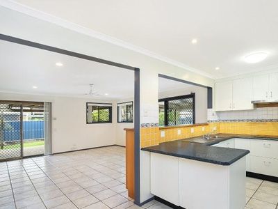 18 Lurnea Crescent, Mountain Creek
