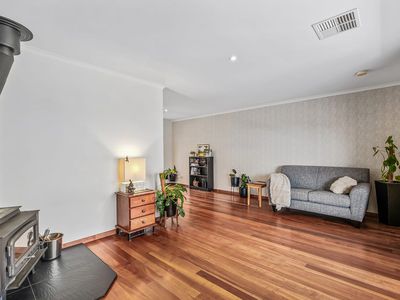 16A Hannaford Road, Blackwood