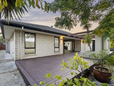 8 Manhattan Close , Sanctuary Lakes