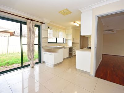 19 Eden Park Avenue, Dubbo