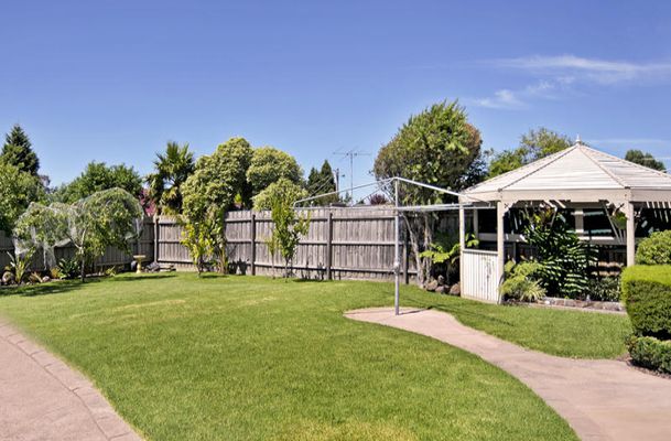 39 Bainbridge Close, Craigieburn