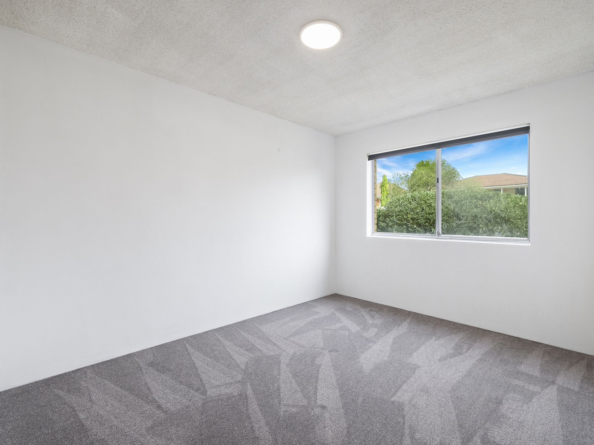 1 / 3 King Street, Crestwood