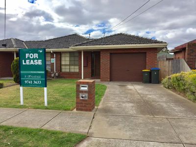 2 / 11 Baggott Drive, Hoppers Crossing