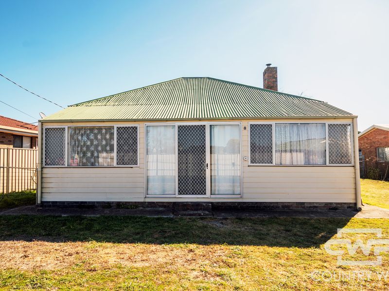 8 Healeys Lane, Glen Innes