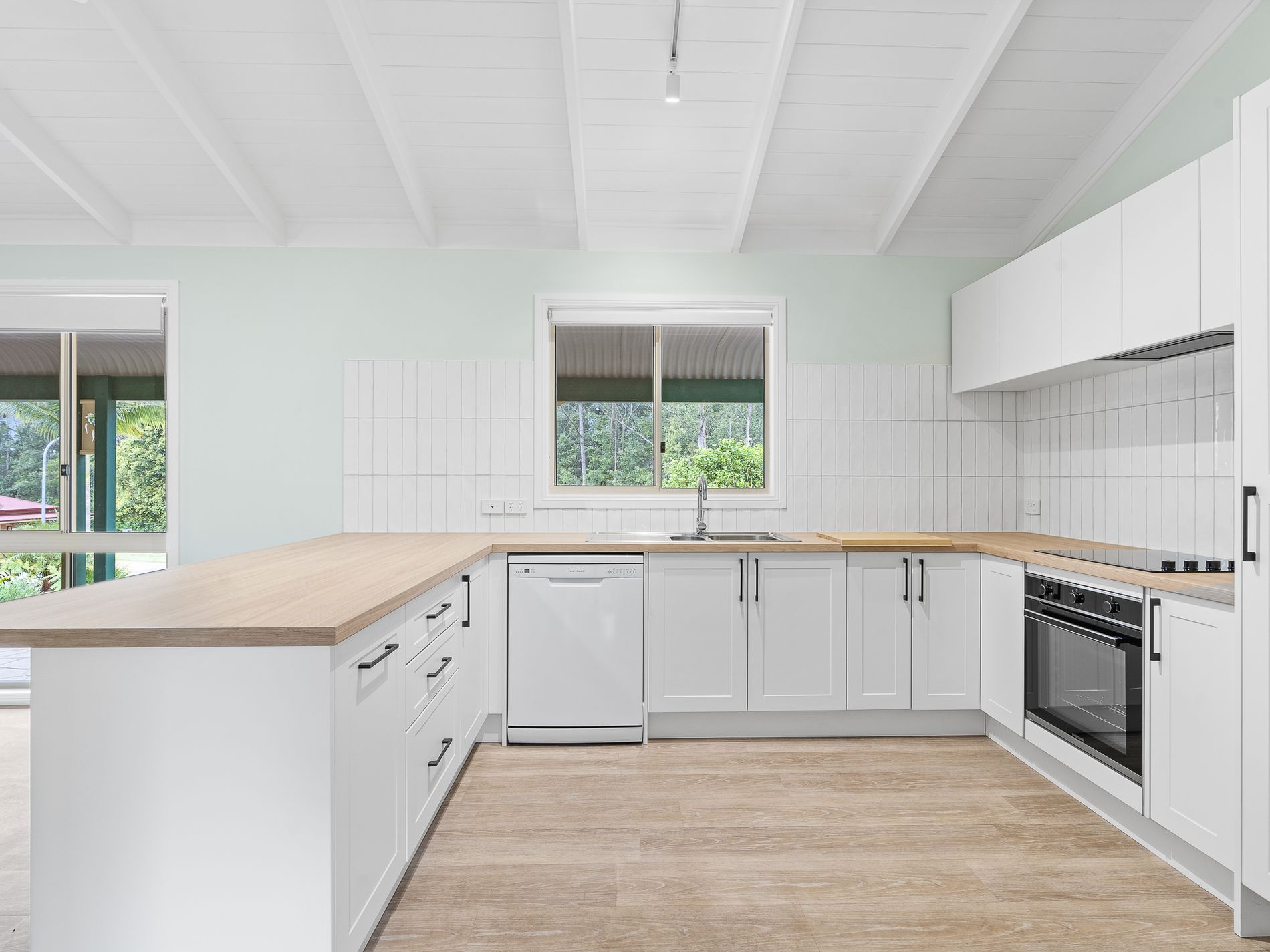 11 Aries Place, Narrawallee