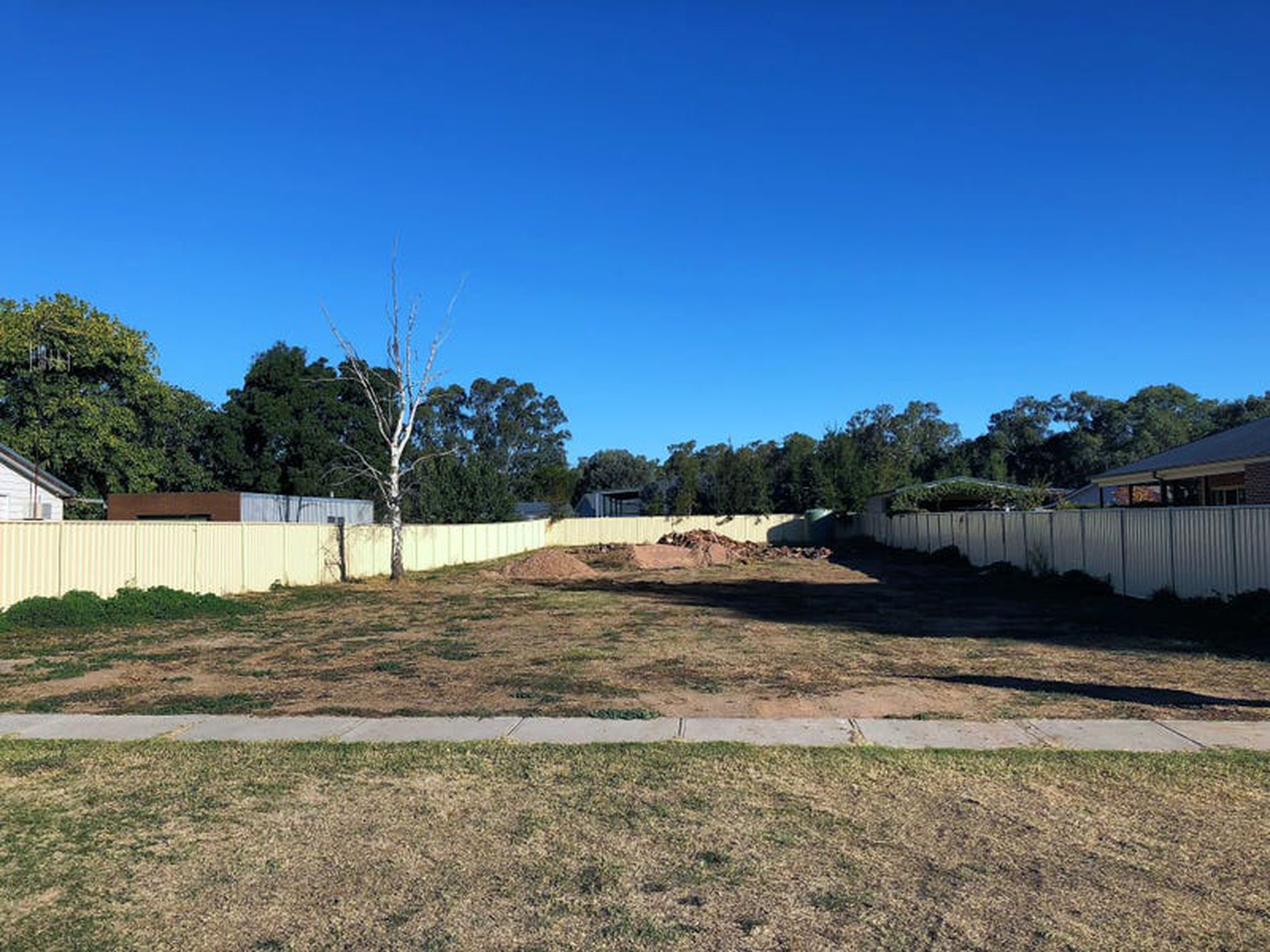 8 Pinniger St, Avenel