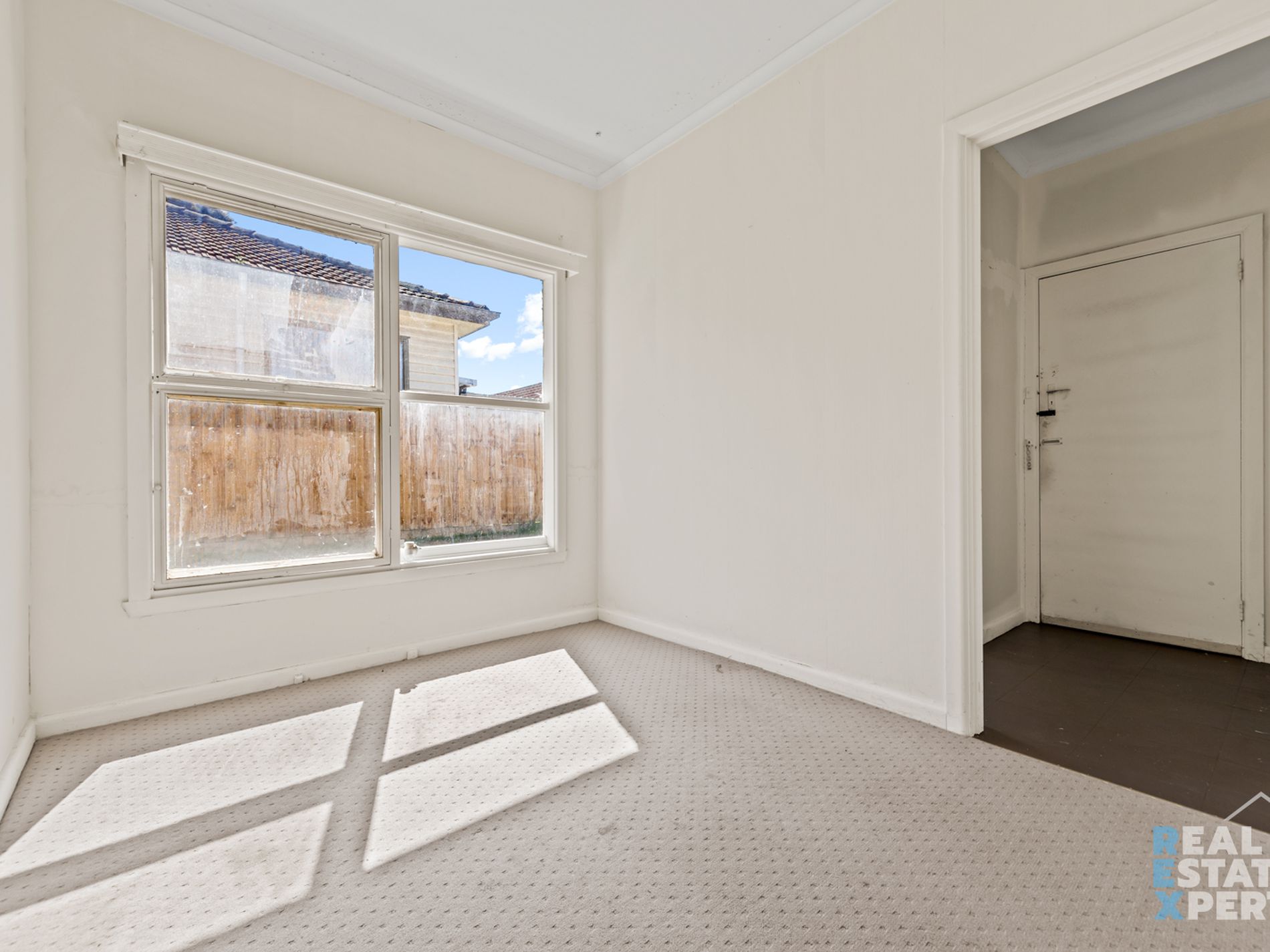 7 Bess Court, Dandenong