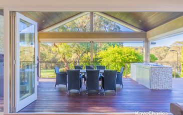 2 Thomson Road, Beaconsfield Upper