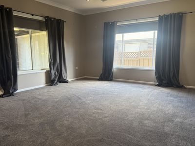 2 Clematis Street, Forbes