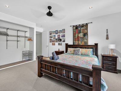 86 Gloucester Avenue, Hideaway Bay