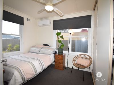 25 HIGGINS STREET, Wangaratta