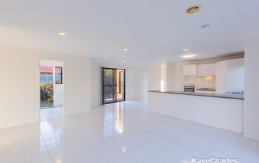16 Retreat Circuit, Beaconsfield