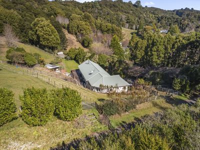 5C Janet Frame Way, Whitemans Valley