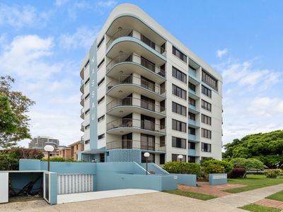 The Penthouse / 20 Endeavour Parade, Tweed Heads