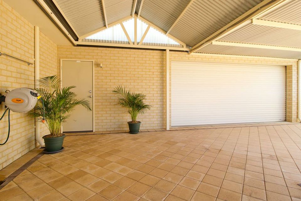 1 Dennis Retreat  , Baldivis