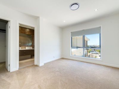 44 Blake Street, Southport