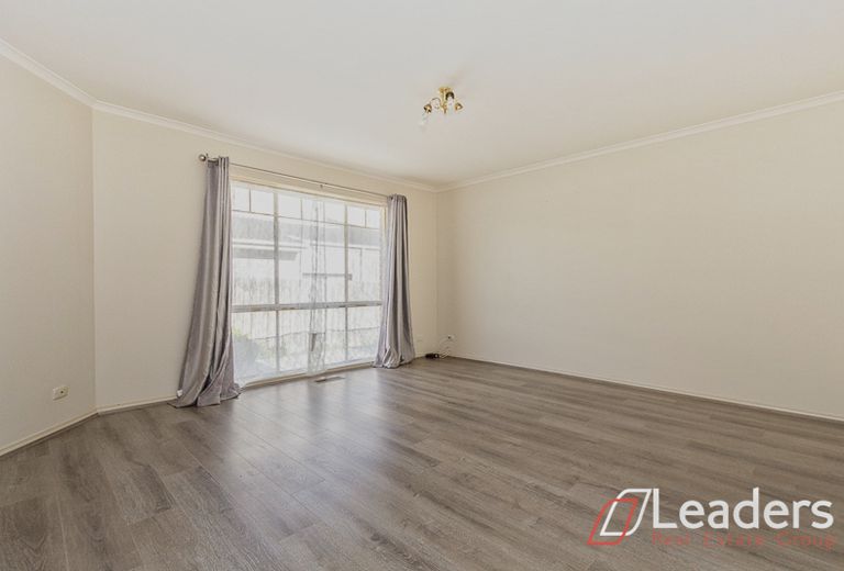 2 / 19 Martin Place, Glen Waverley
