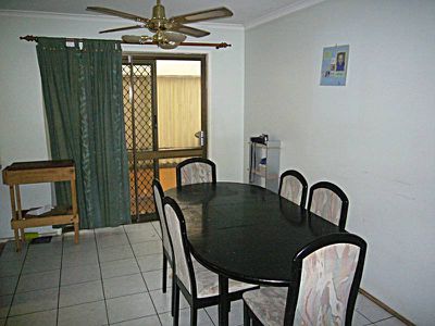 2 Lamorna Street, Rochedale South