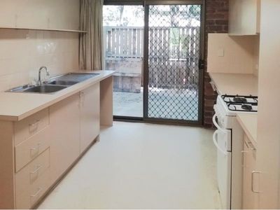 3 / 132 Sir Fred Schonell Drive, St Lucia