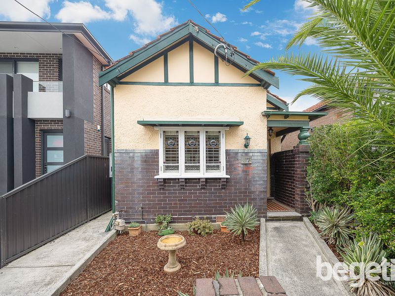 37 Clissold Parade, Campsie