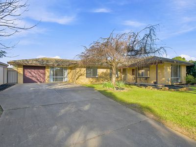 4 Wright Court, Sale