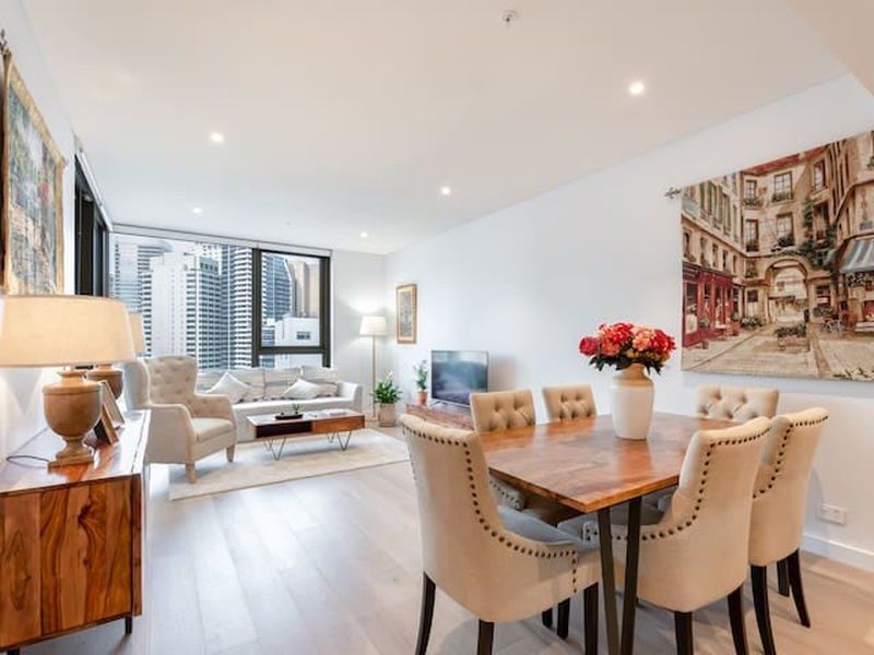 1601 / 83 Harbour Street, Haymarket