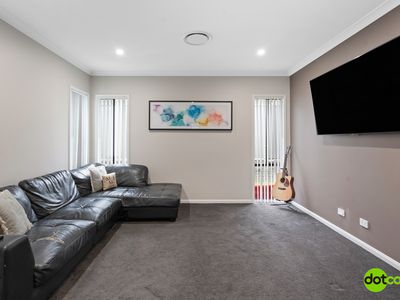 3 Tulip Way, Hamlyn Terrace