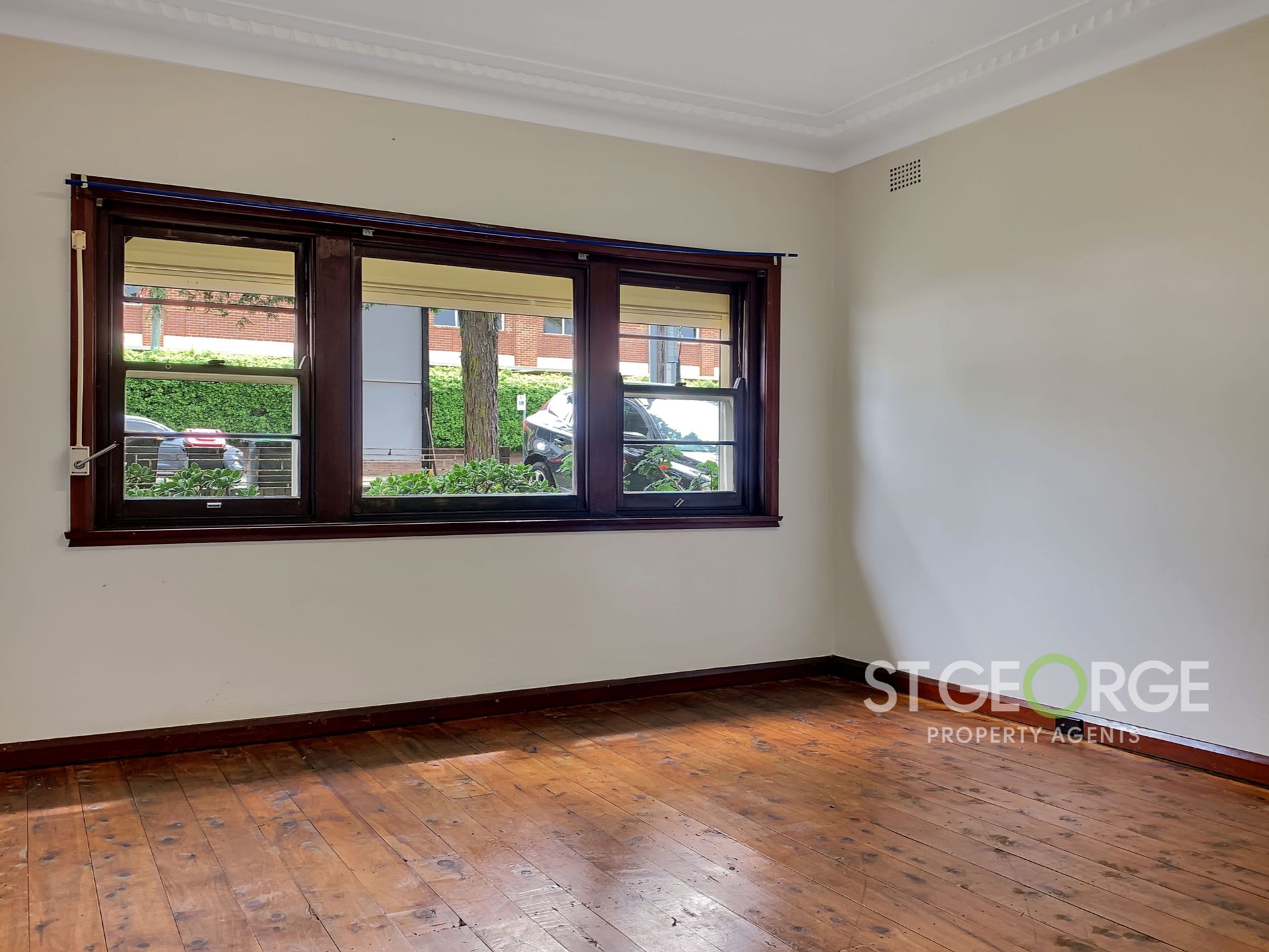 81 Ponyara Road, Beverly Hills