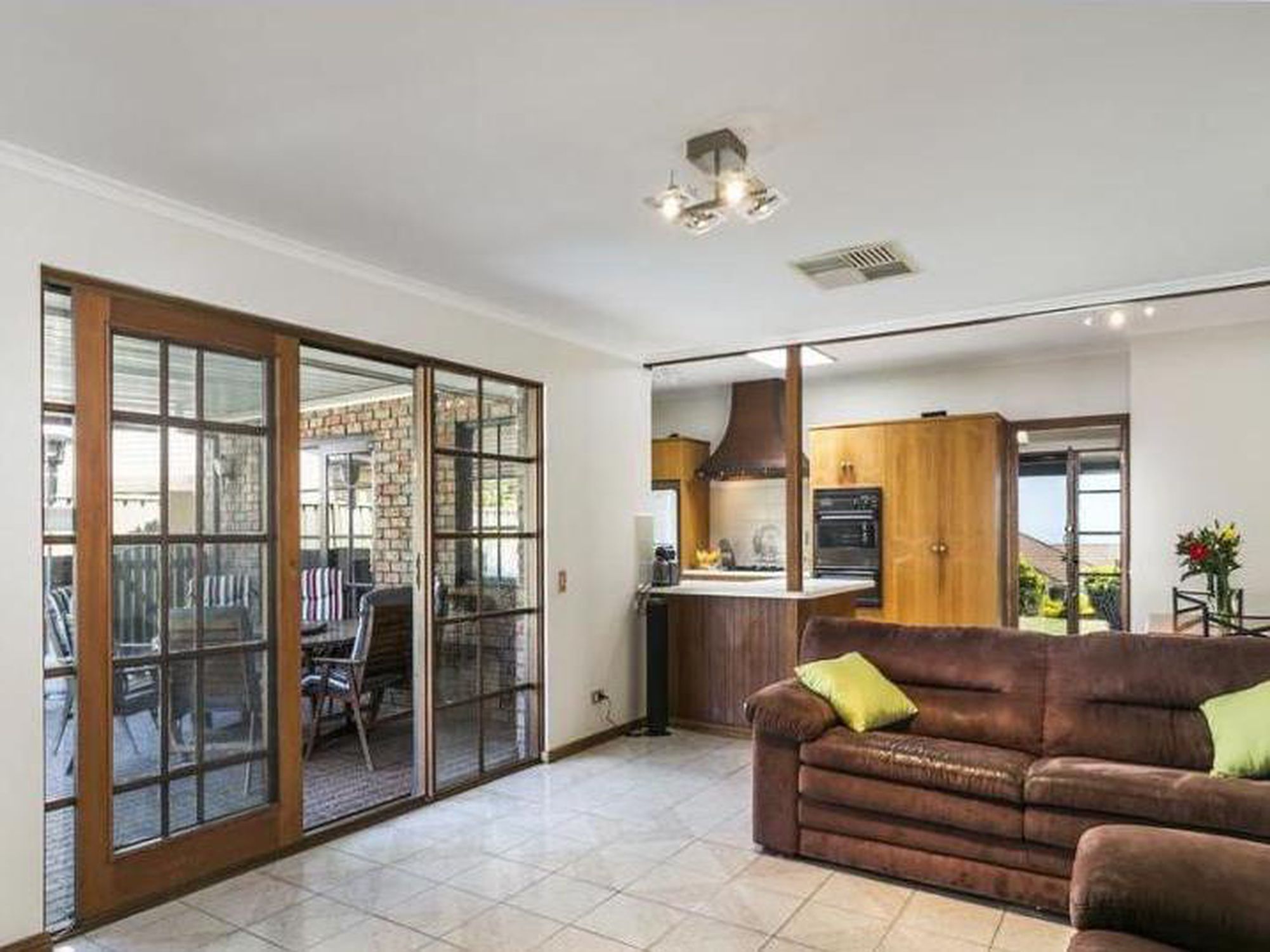 16 Lapwing Street, Hallett Cove