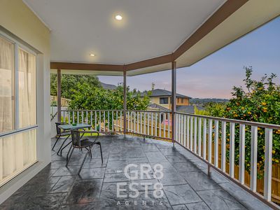 4 The Oaks, Narre Warren