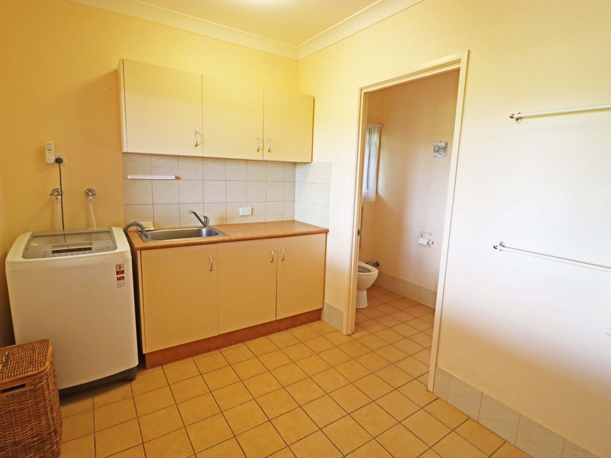 43 ANTHONY DRIVE, Atherton