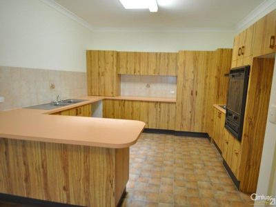 4 / 21 Bedford Ave, Dubbo