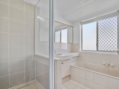 2 Wendy Court, Rochedale South